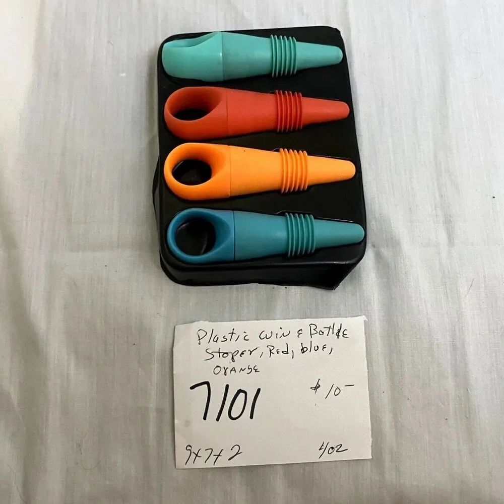 The Unbranded Brand #7101 plastic